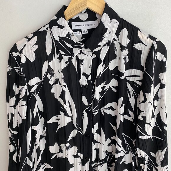 NWOT Emma & Michele Shirt Dress – Collared wih Long Sleeves in Floral Print - Picture 5 of 13